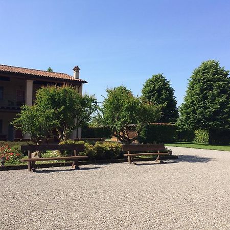 Agriturismo Cà Del Lupo Pallazzolo sullʼOglio Exterior foto